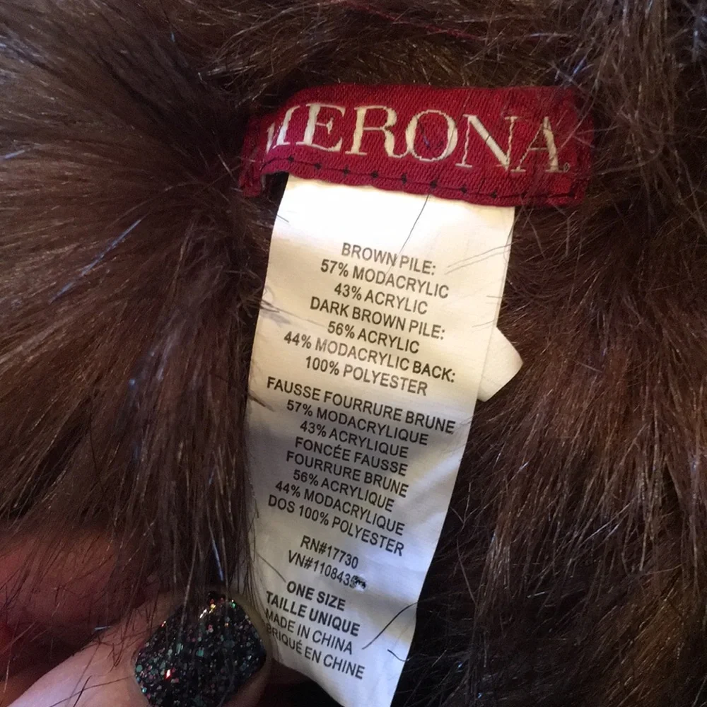 NWOT Faux Fur Infinity Scarf